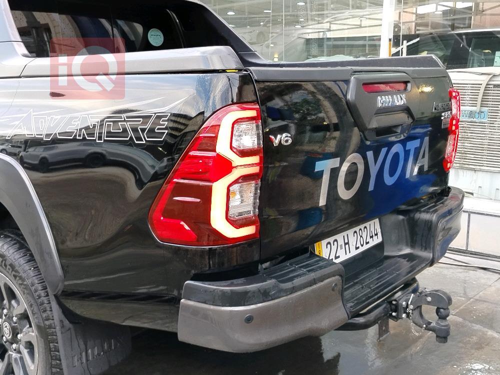 تويوتا هايلوكس